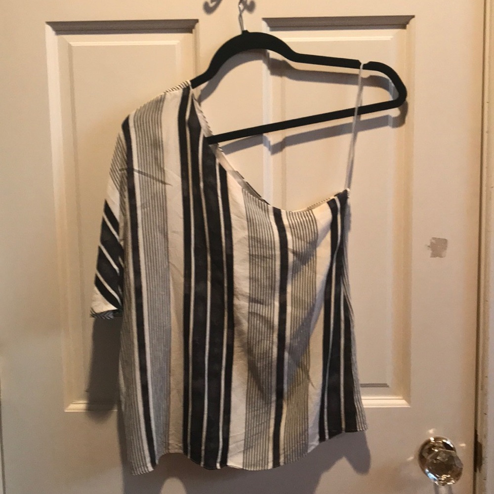 White and Navy Striped off-the-shoulder Top Size S